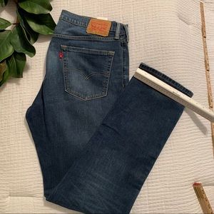 Men’s 541 Levi’s. Nearly New. W36” Inseam36”